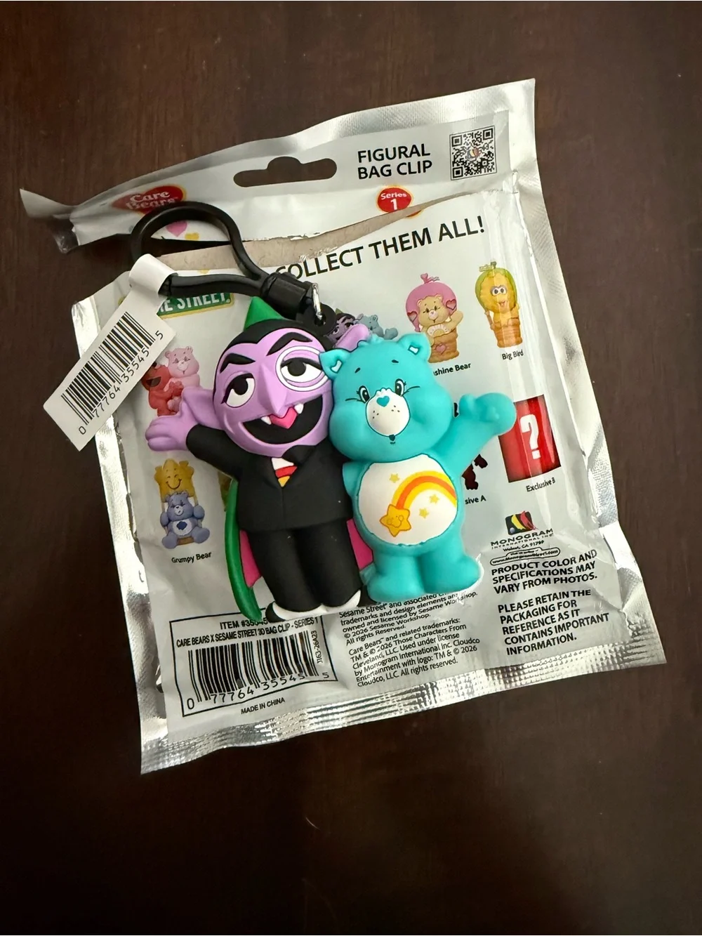 Series 1 Care Bears x Sesame Street 3D Figural Bag Clip Wish Bear & The Count